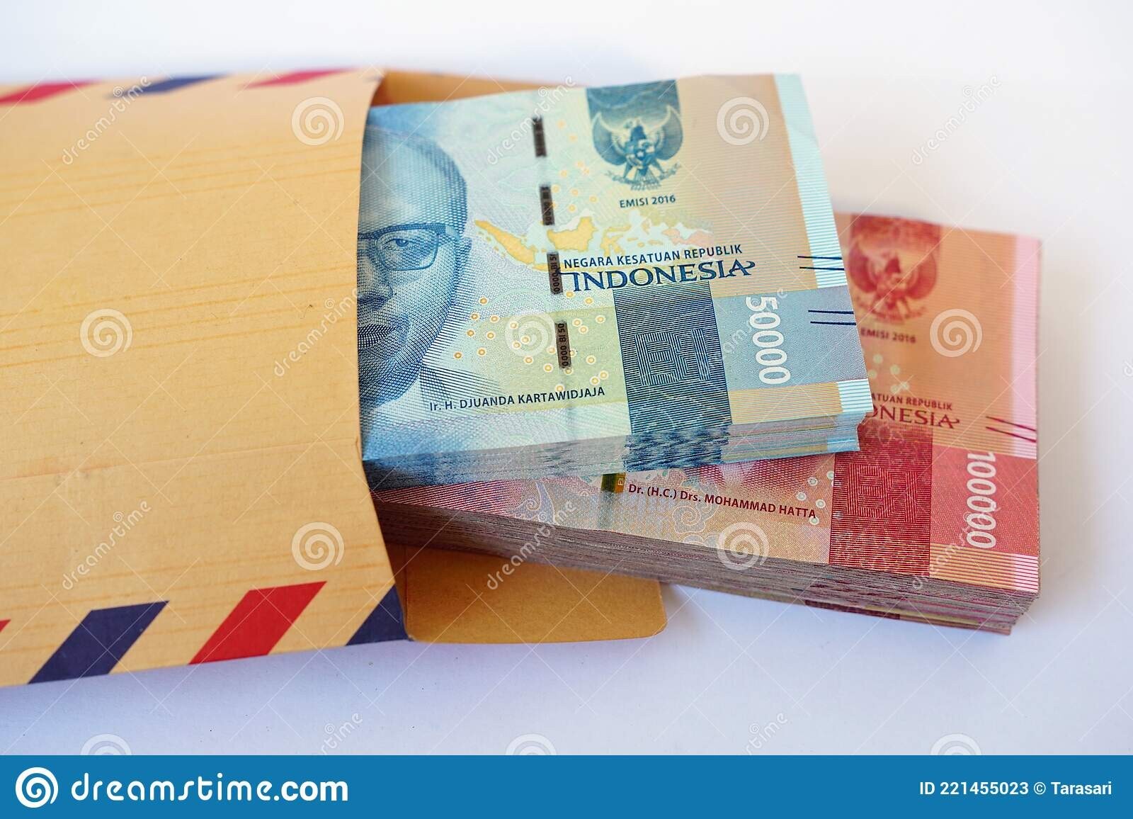 INDONESIAN RUPIAH 100,000 X 10= 1 Million (1,000,000) IDR CIRCULATED INDONESIA