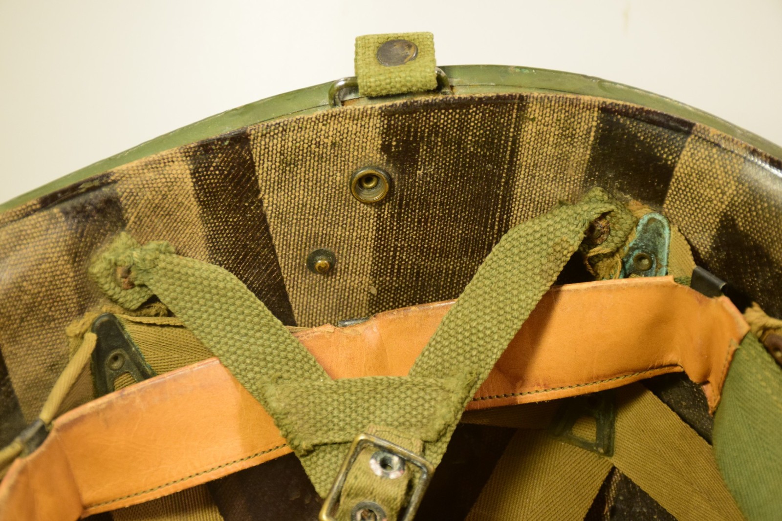 US M1 fixed bale para helmet, Westinghouse rigger liner - Original