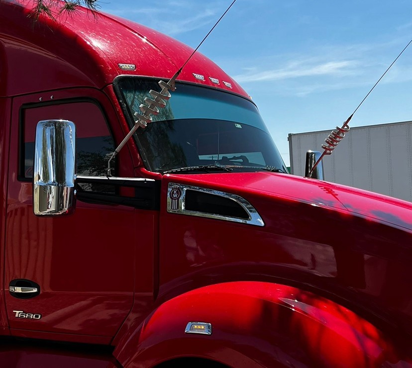 KENWORTH T680 Cb Radio Antenna BRACKET Cricket Style 45 degrees SS PAIR SET