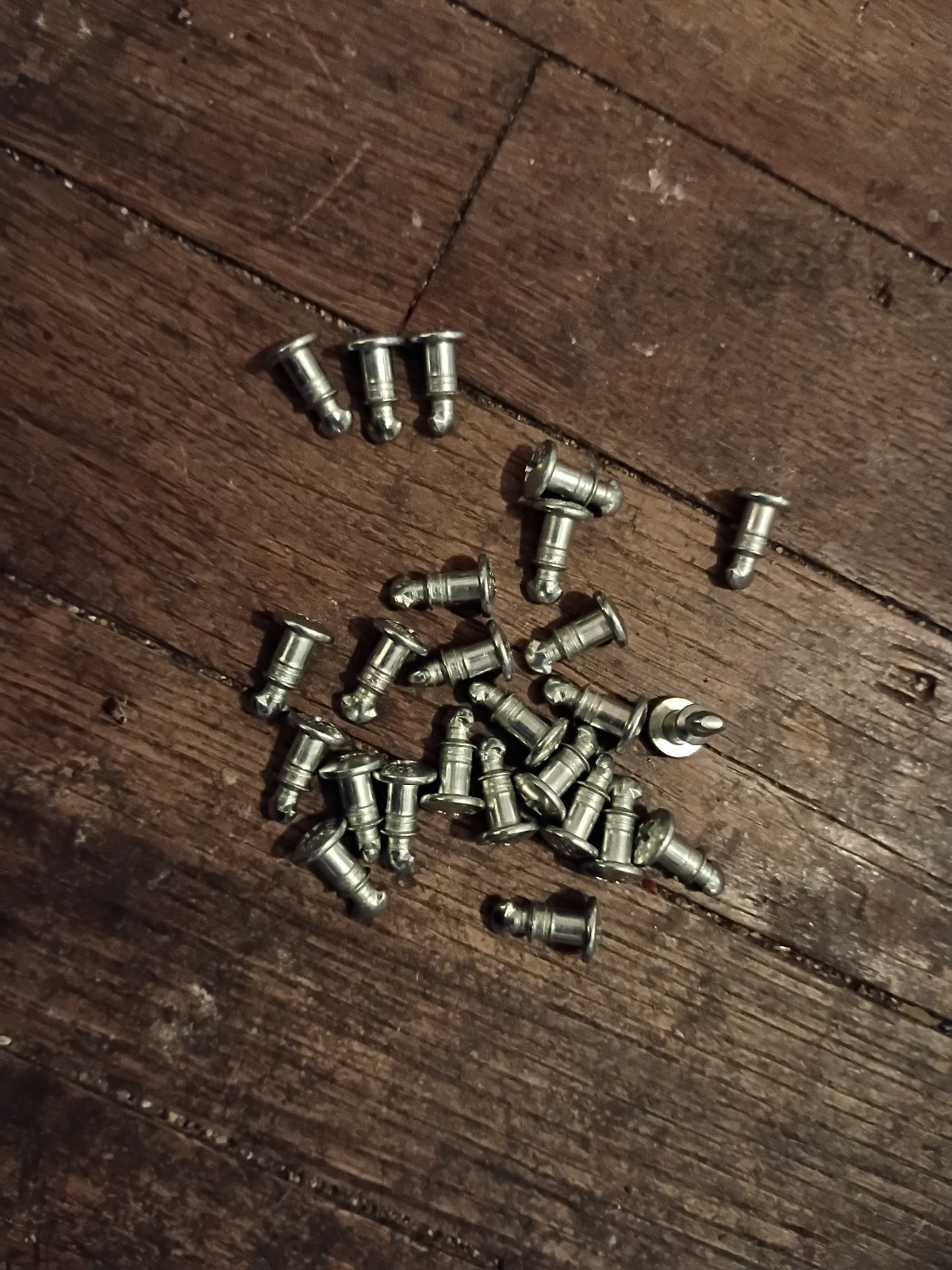 Lot 25 Southco Dzus 1/4 Turn Fasteners, Lobed Quarter Turn Screws, Quick Release