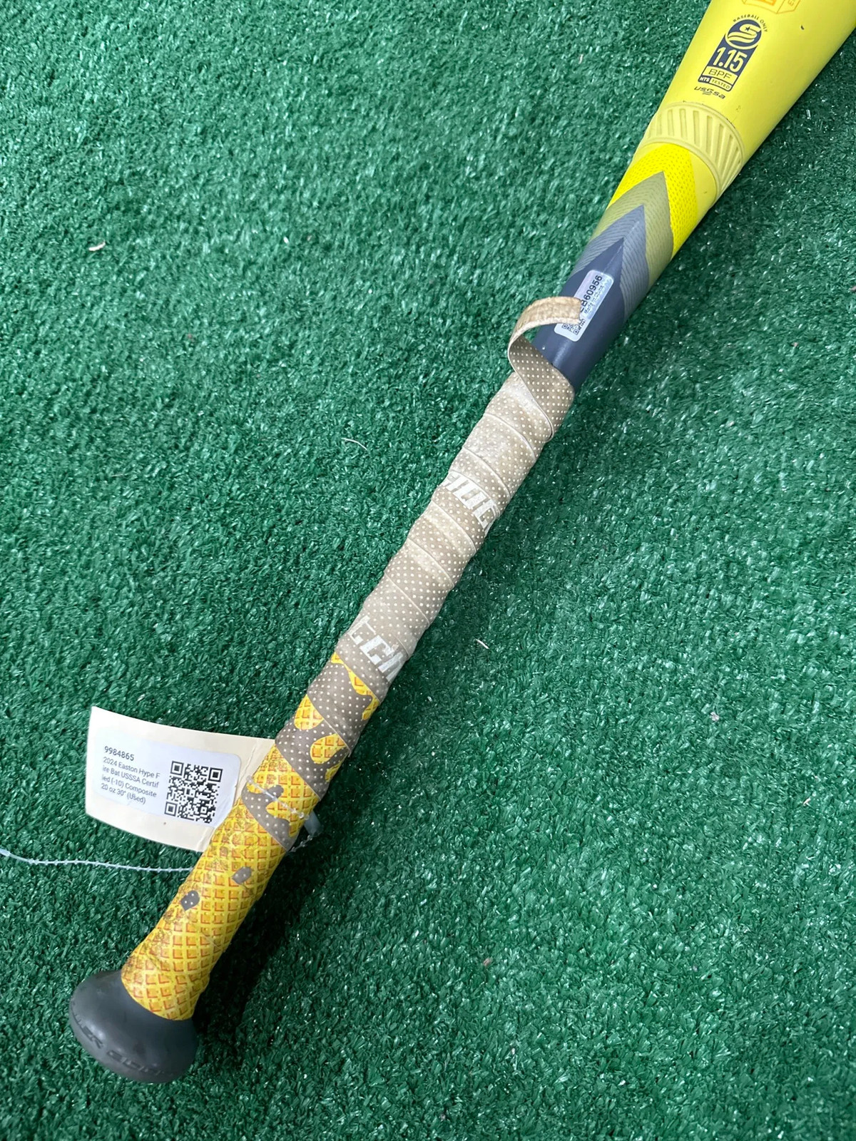 CRACKED – 2024 Easton Hype Fire Composite Bat – USSSA (-10) – 30" / 20 oz...