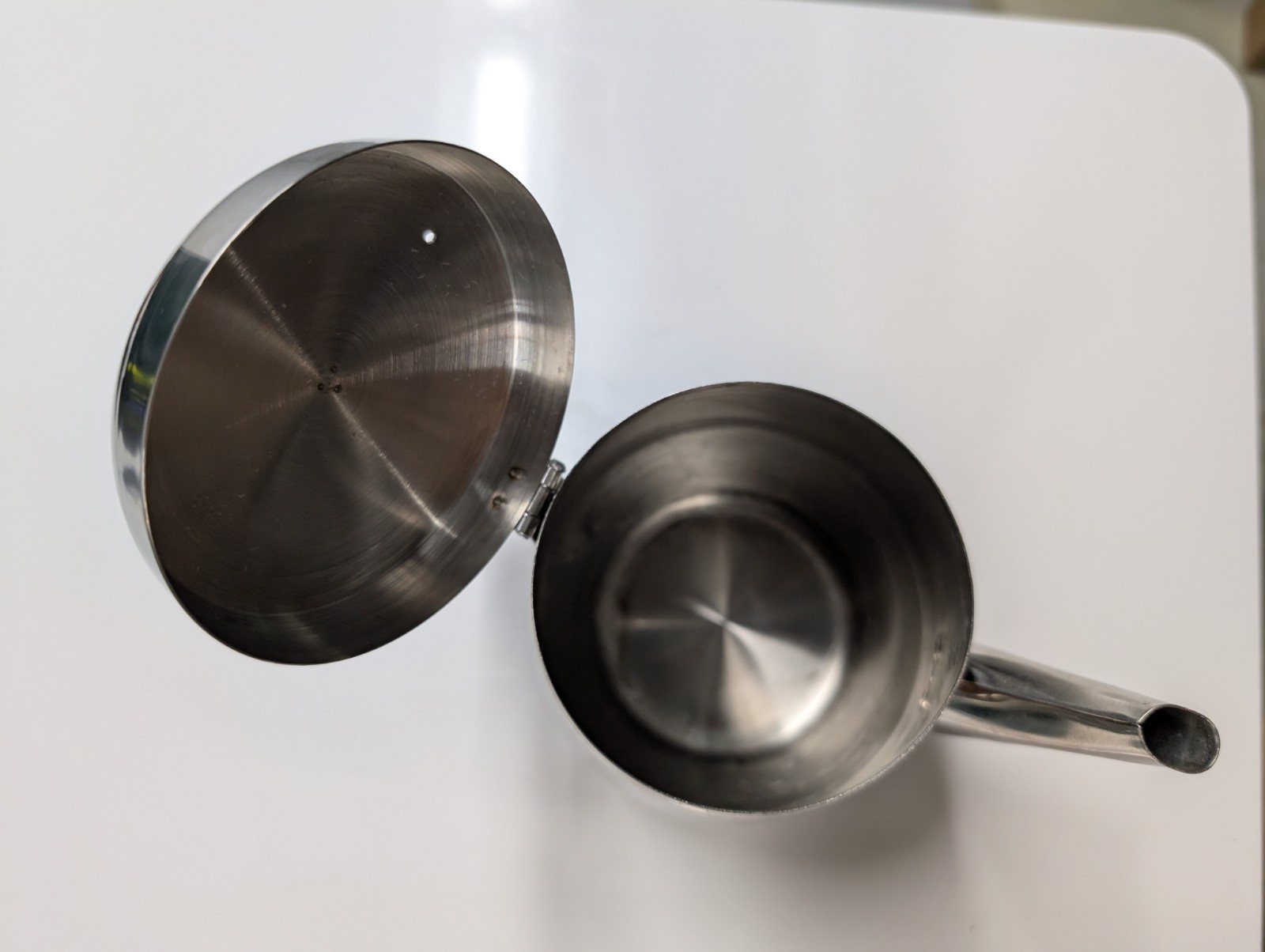 Stainless Steel Tea Pot 3.5" diameter Top for Restaurant / Commercial Use (32oz)