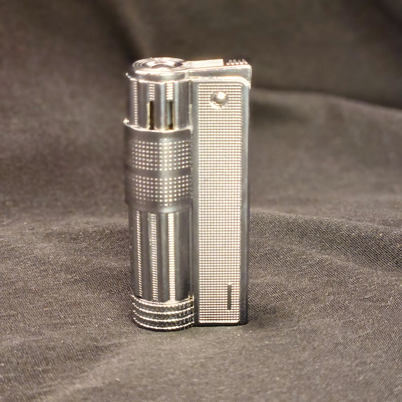 NEW Retro Style Trench Heavy-duty Petrol Lighter Chrome