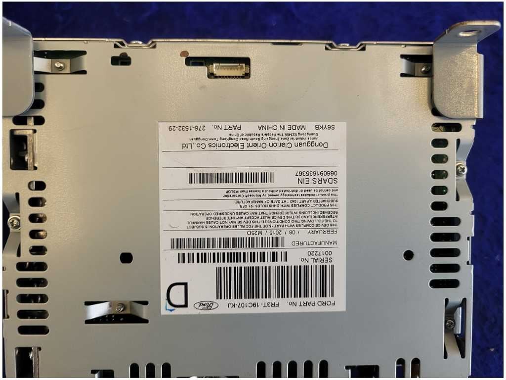 2015 Ford Mustang GT S550 Info-GPS-TV Screen Front Nav Receiver Faceplate 2709