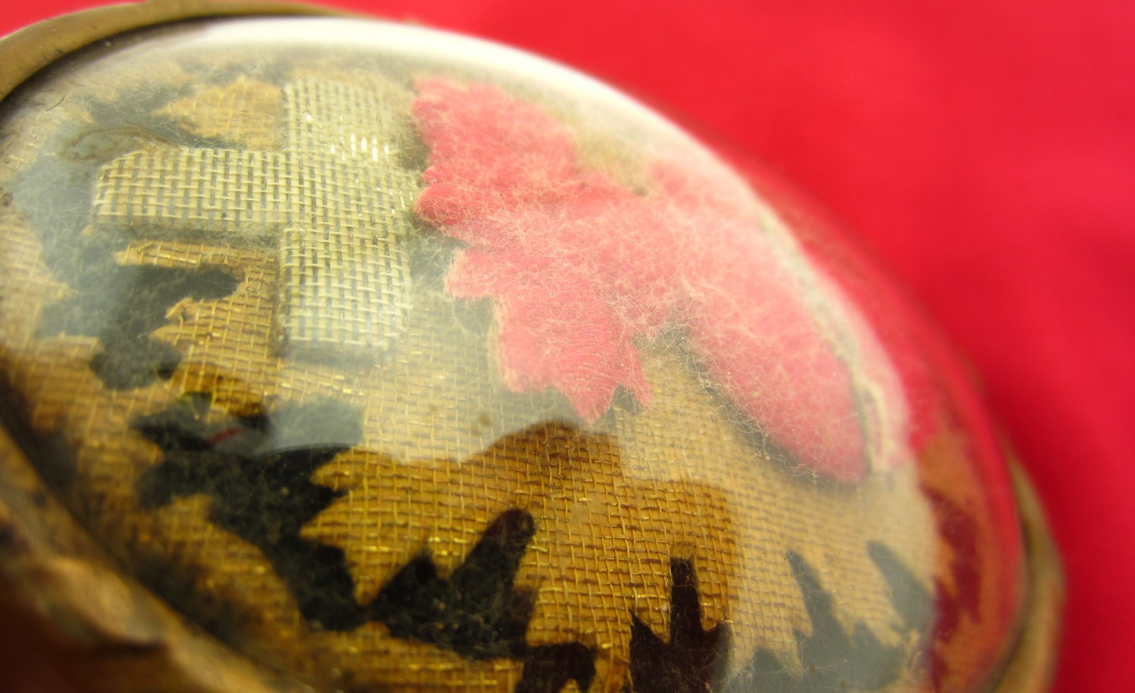 Antique SACRED HEART EX VOTO Reliquary Catholic French Domed Glass CROWN THORNS