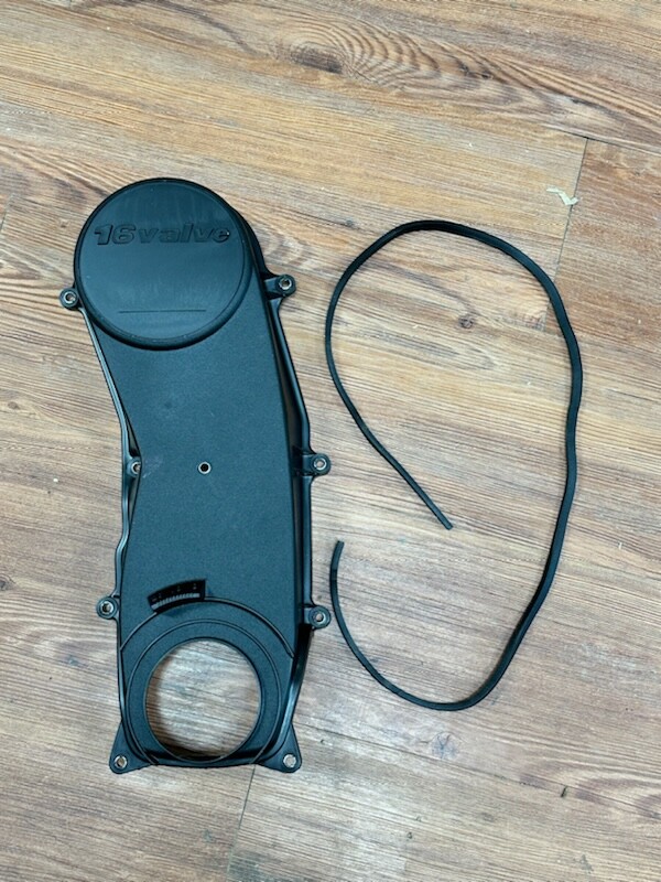 * USA SHIPPER * Suzuki Geo 1.6L 16v Timing Cover Incl Seal 635-703 11390-71C00