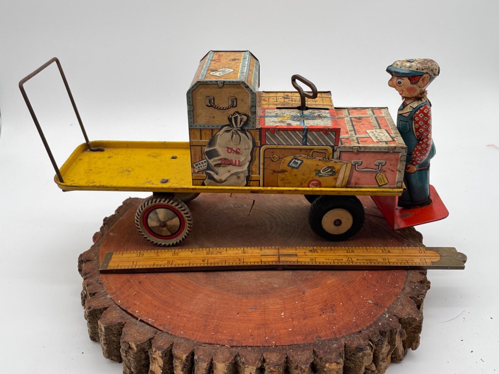Rarer Vintage Unique Arts Tin Litho Finnegan Baggage Handler windup toy--2875.24