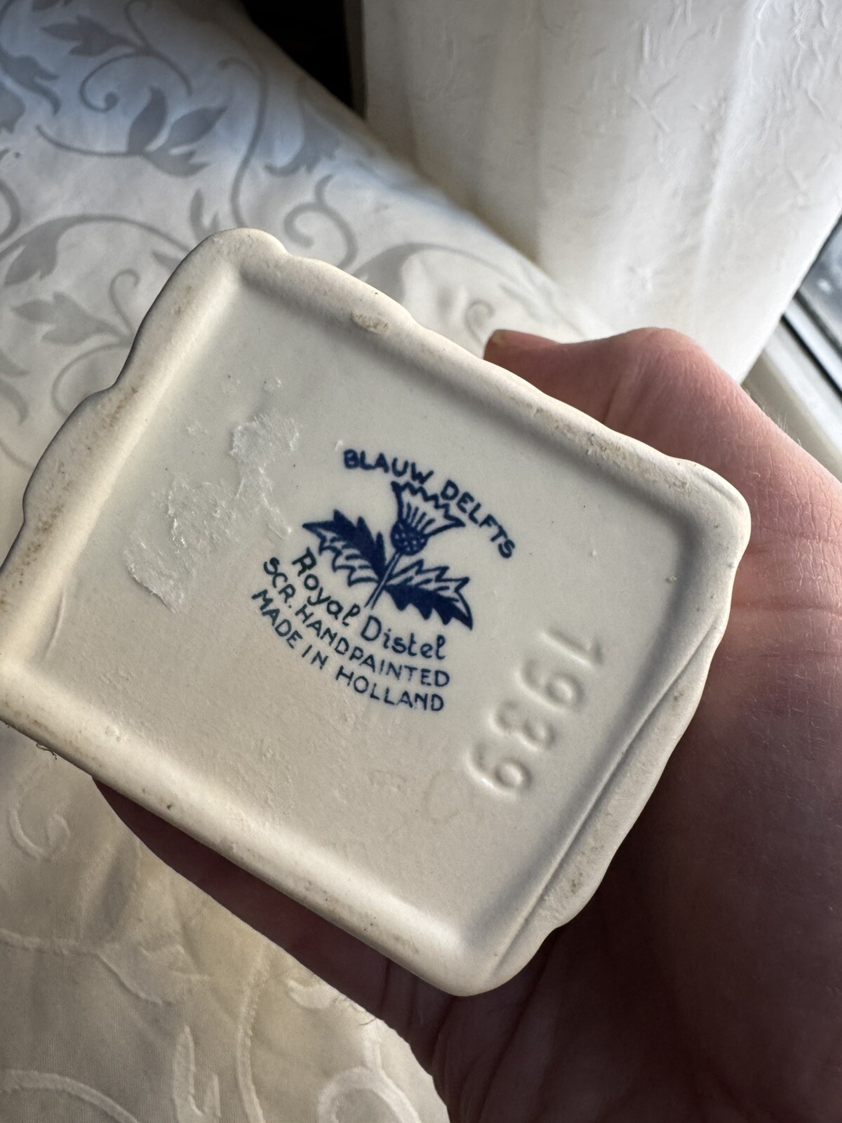 1939 Blauw Delfts Pottery House Ashtray Smoking Chimney (i2)