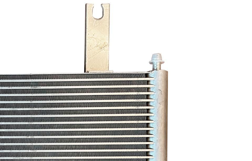 Transmission Oil Cooler For 2003-2004 Ford F-350 Super Duty 6.0L