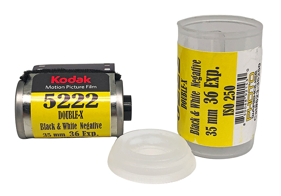 Kodak EASTMAN 5222 DOUBLE-X Five Pack Black & White 35mm x 36 Exp Film Fresh XX