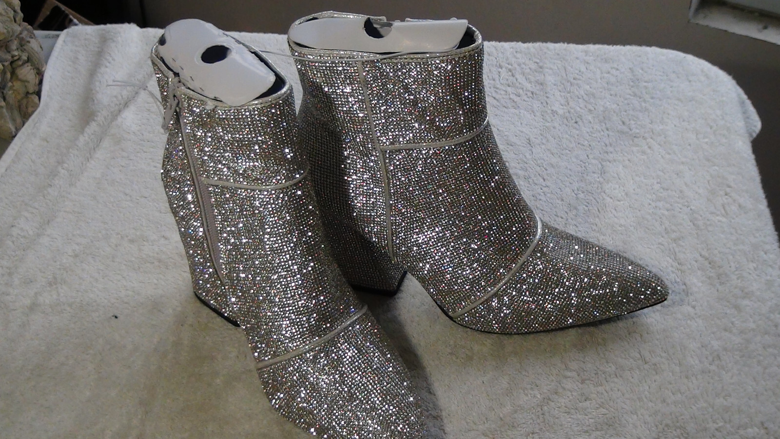 A New Day Cailin Womens Rhinestone Wide Width Ankle Boots Silver Size 8W
