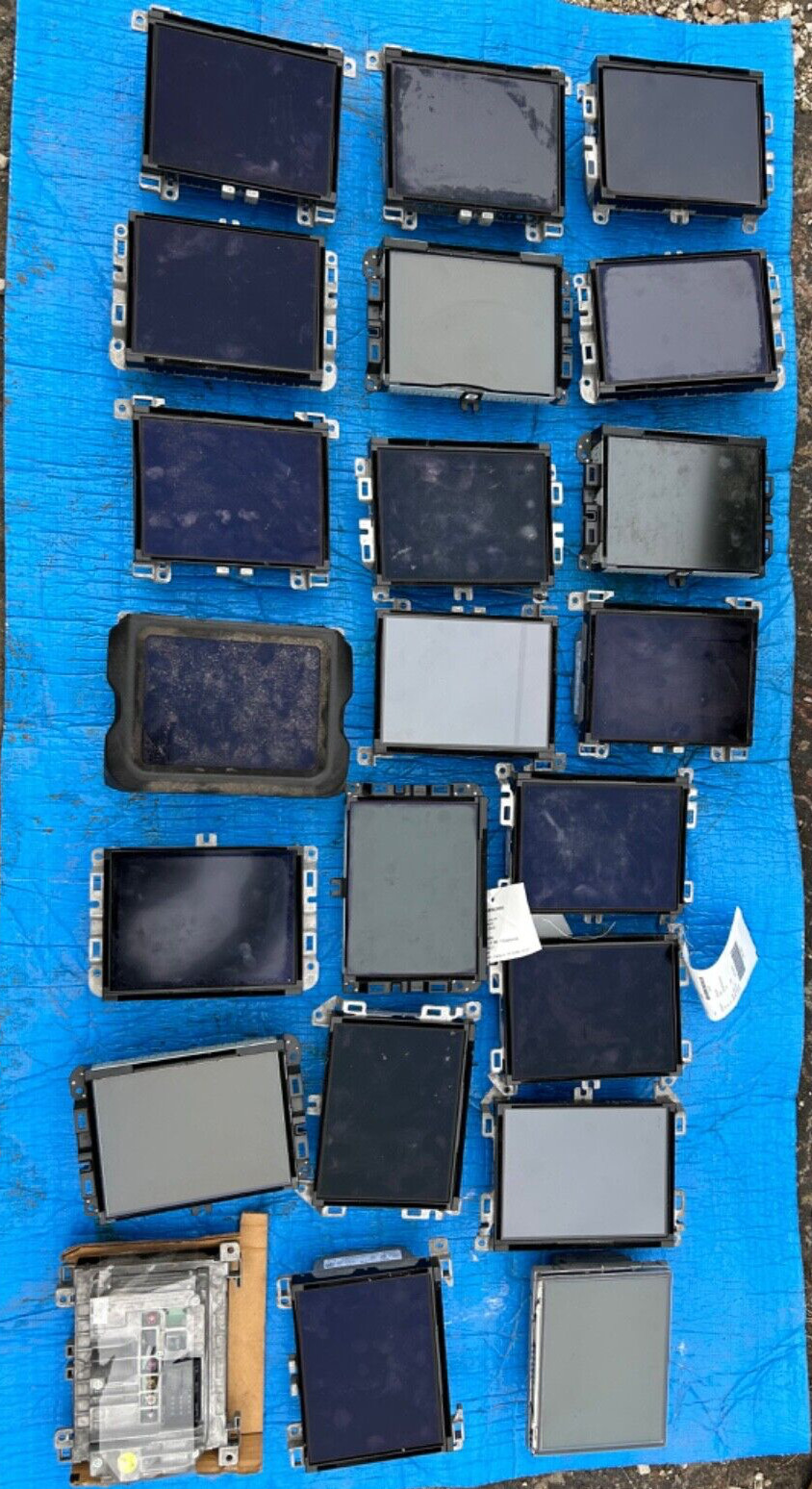 2019-2024 DODGE TRUCK NEW BODY Ram 2500 3500 8.4" SET Screen Radio VP2 19 20 21