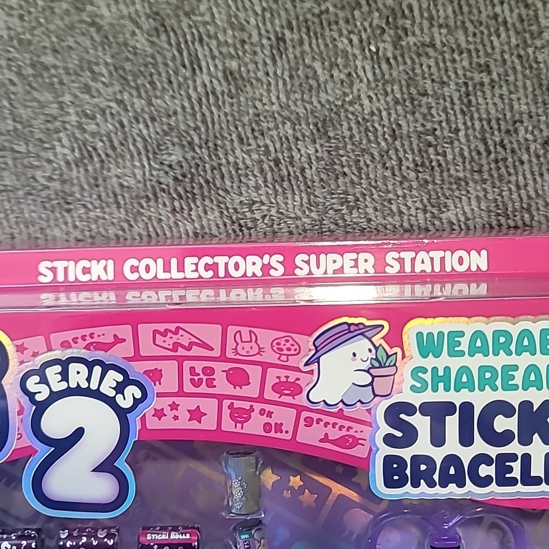Sticki Rolls Series 2 Wearable Sharable Sticker Bracelets 350 Stickers-Sealed