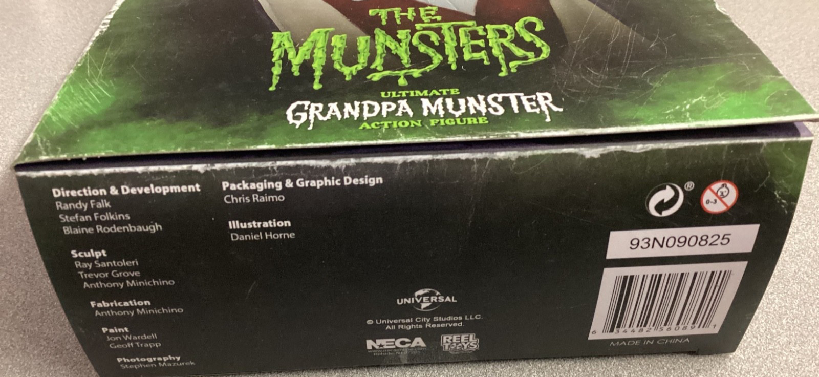 Neca Ultimate The Munsters TV 1964 Grandpa Munster Action Figure