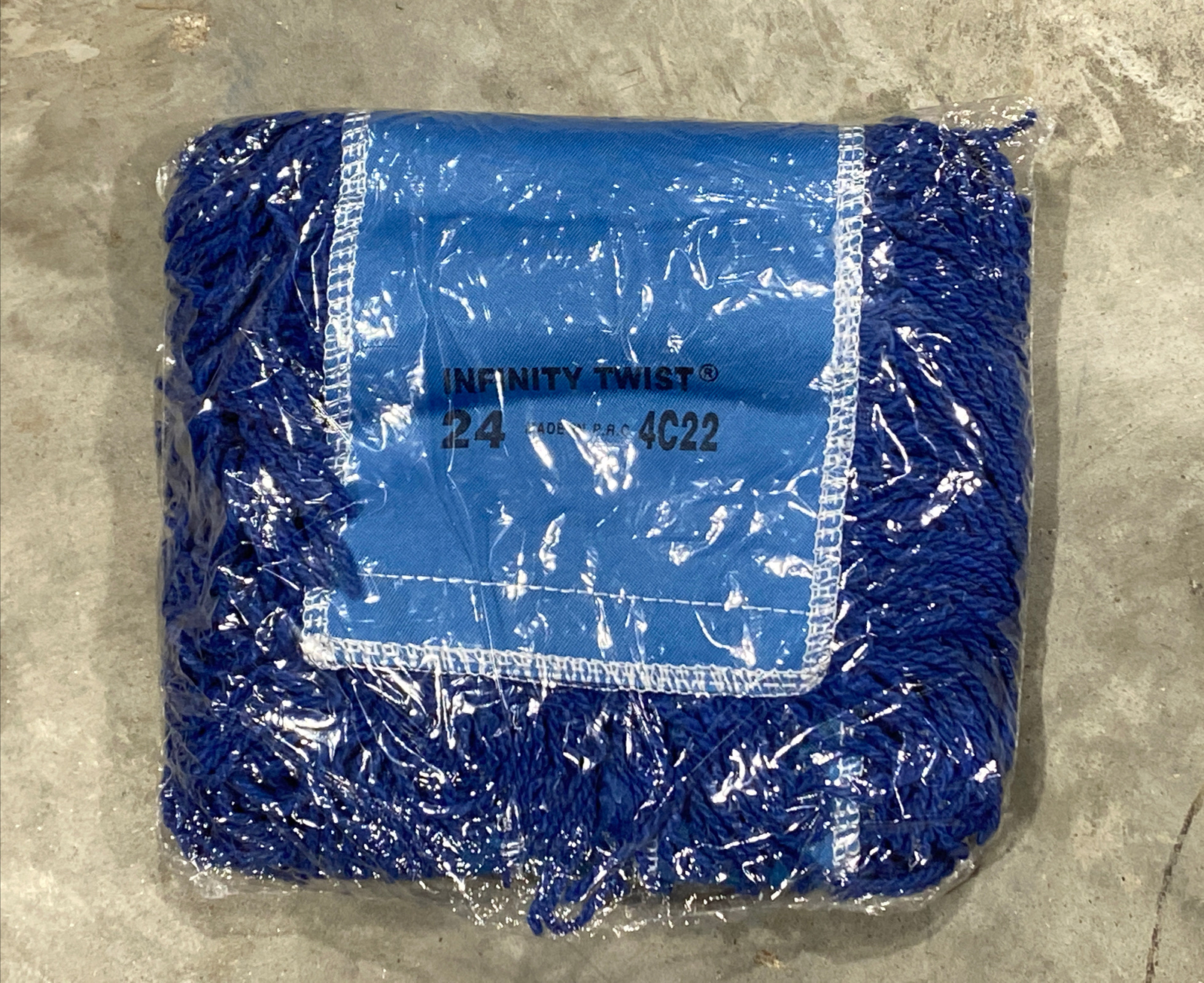 Infinity Twist Jumbo 24” Dry Dust Mop Head 4C22 (1 ea) New