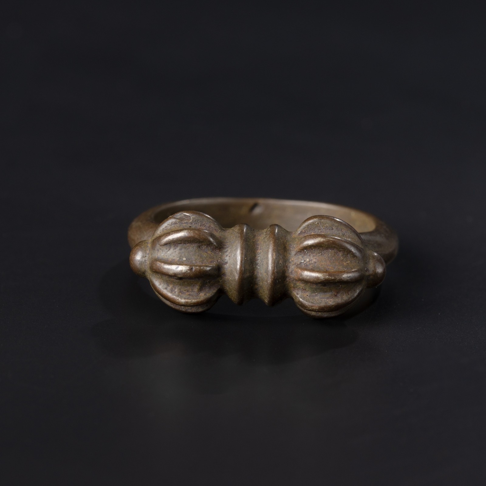 Antique Tibetan Bronze Vajra Dorje Amulet Ring