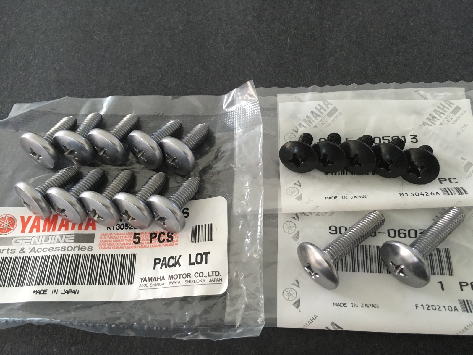 YAMAHA BANSHEE OEM FENDERS BOLTS SCREW KIT
