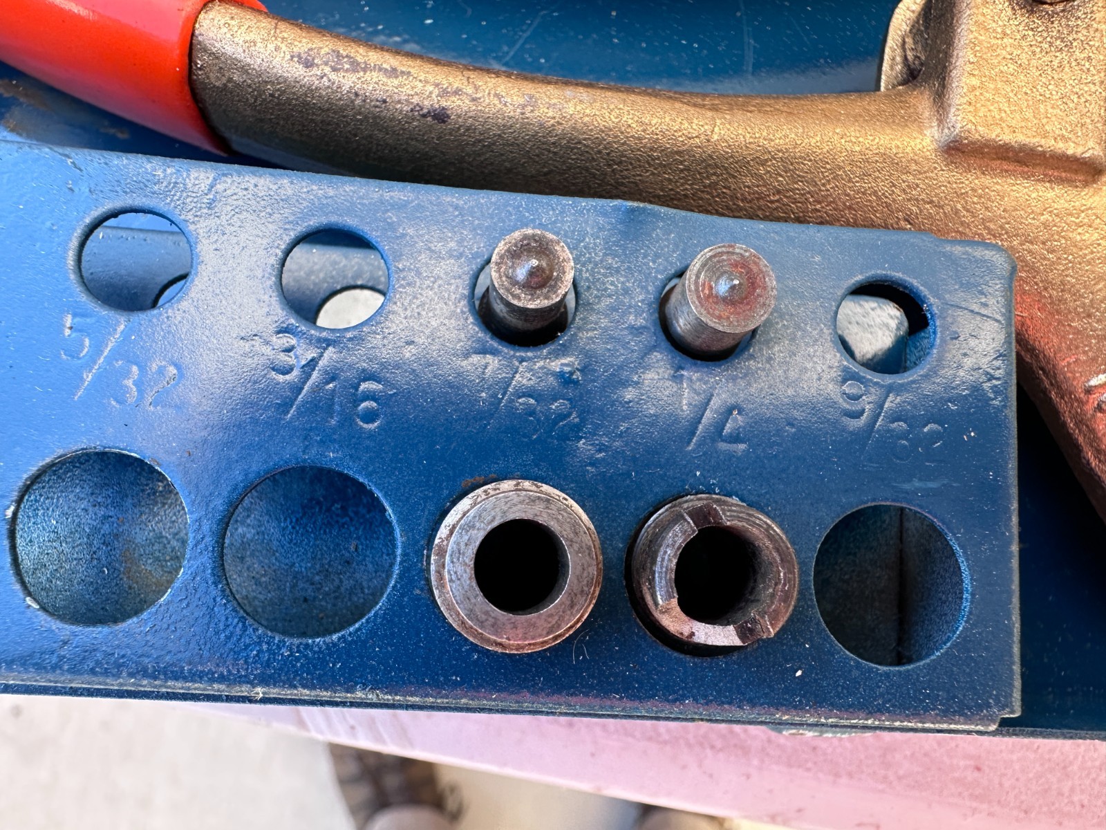 Roper Whitney No. 5 Jr. Hand Punch Kit w/ three punch & die sets as shown