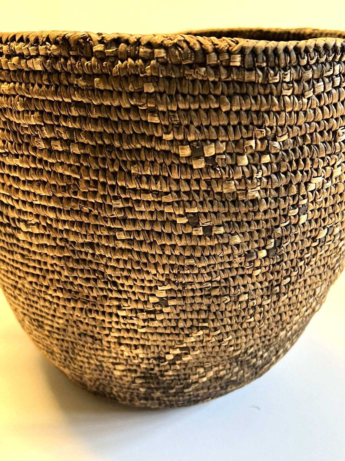 Antique Native American Indian Hand Weaved Basket; Large 13"; Late 1880's -1900