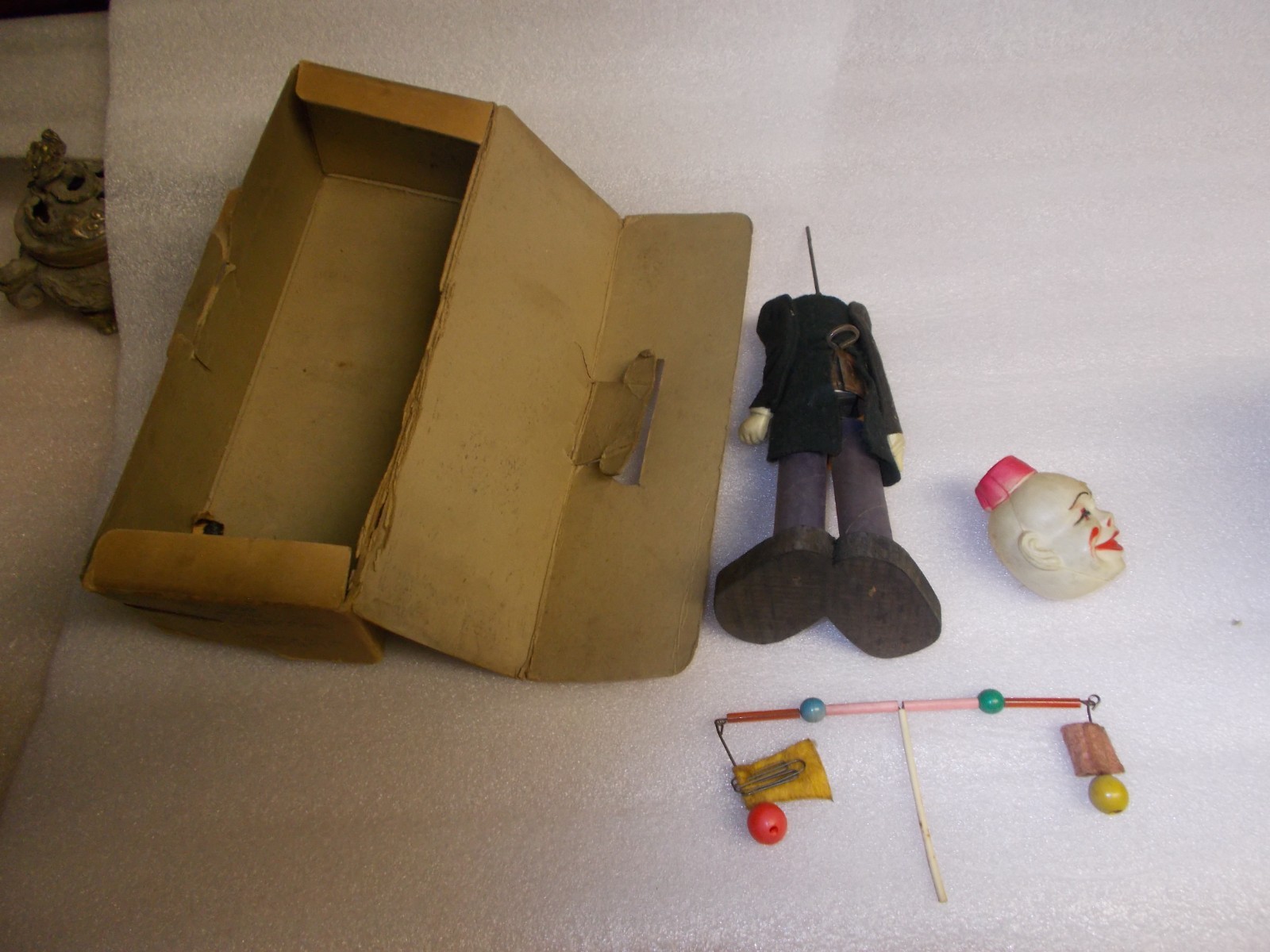 Vintage Irwin no.390 O-Look The Juggler Windup @Box