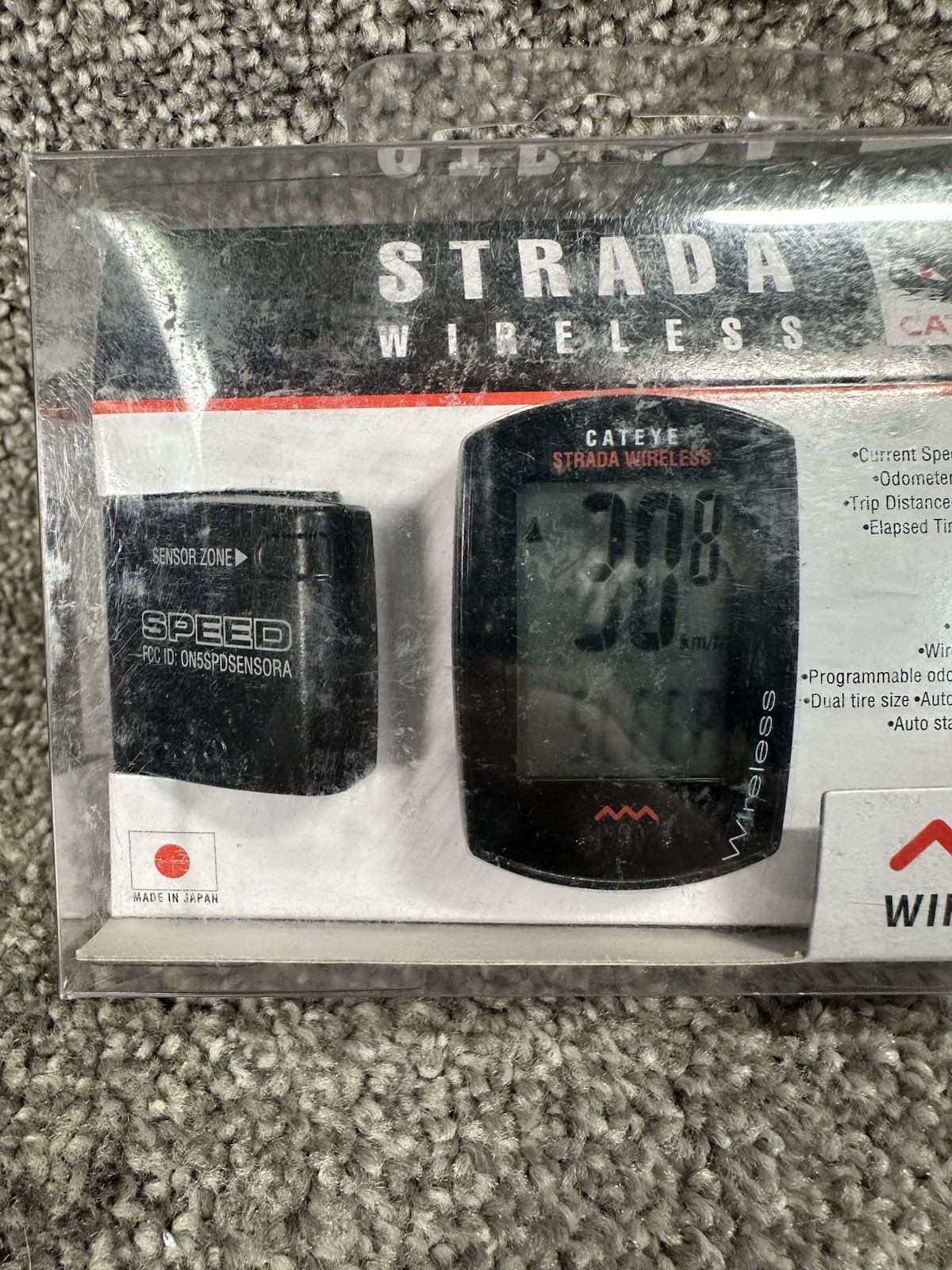 Cateye Strada Wireless CC-RD300W Wireless Bike Speed Odometer Distance Computer