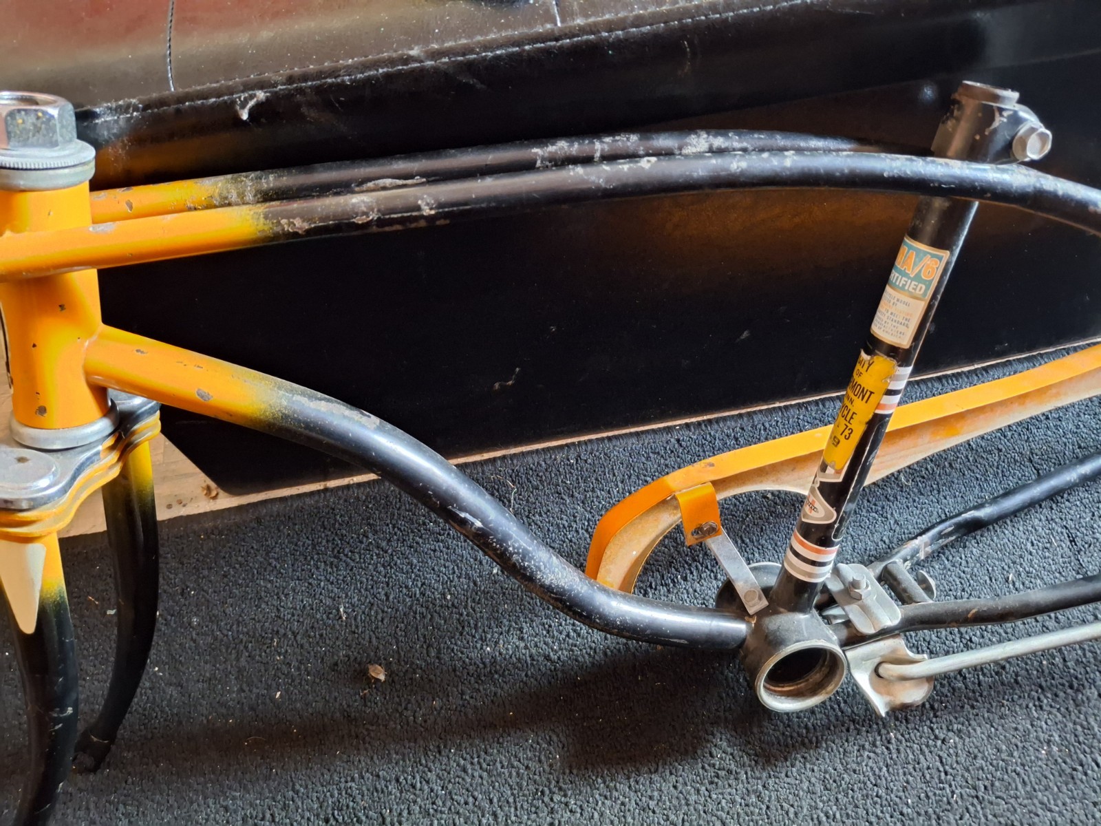 Huffy Muscle Bike 20" Frame Set Og Paint Cheater Slick Dragster Gremlin