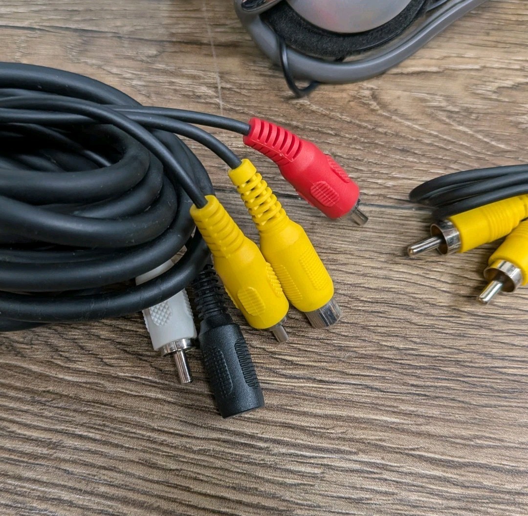 WOW! Magic Sing ED-8000 2005 Tagalog Karaoke Mic in Case with Cables - Tested