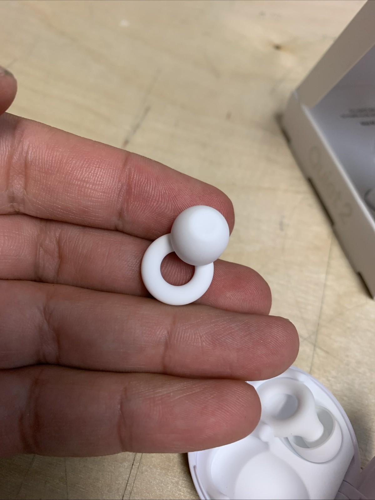 Loop Quiet 2 Earplugs White Noise Canceling Earbuds