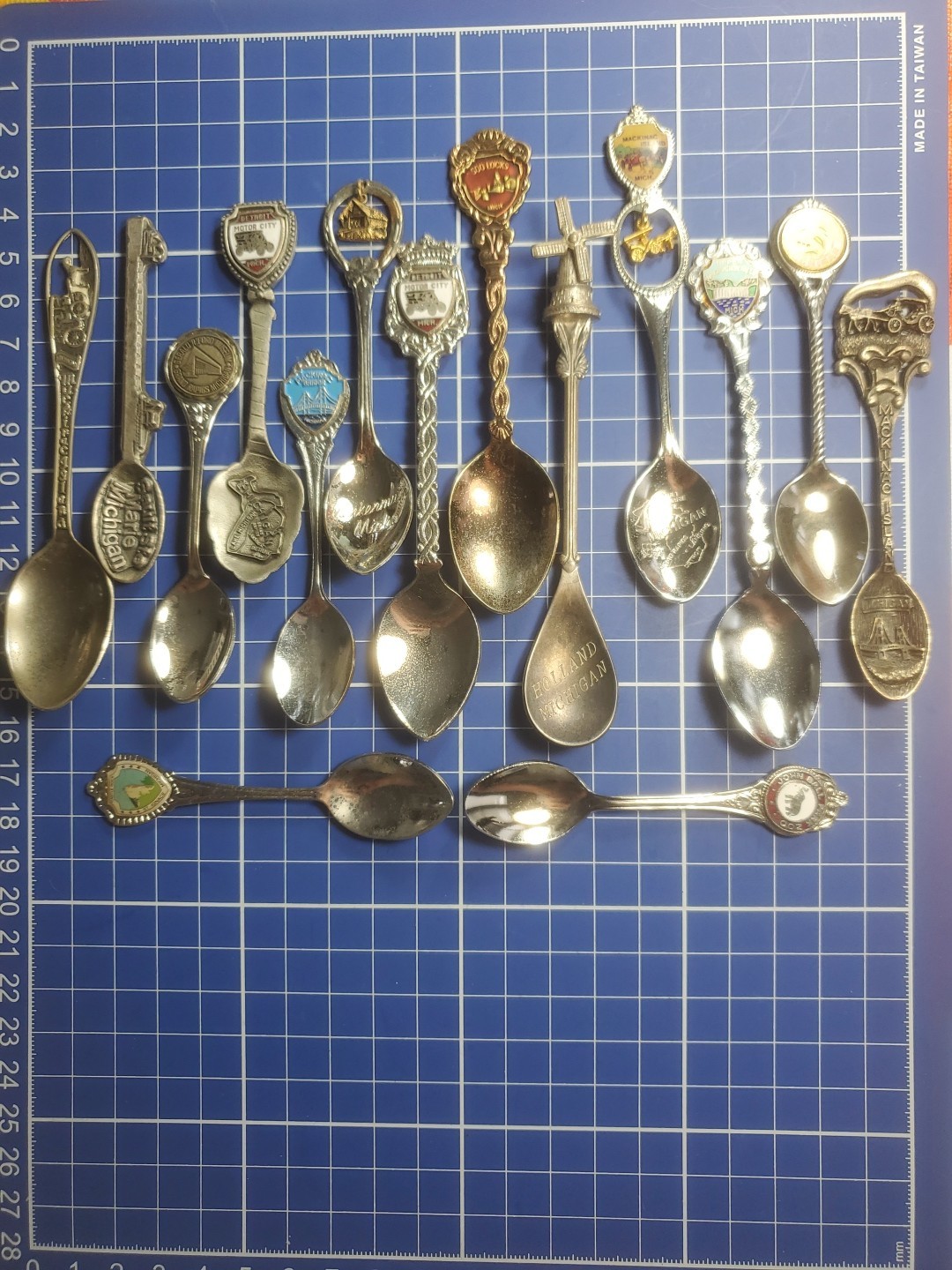 Vintage Souvenir Spoons Lot MICHIGAN theme Mackinac Bridge/ Island/ Traverse...