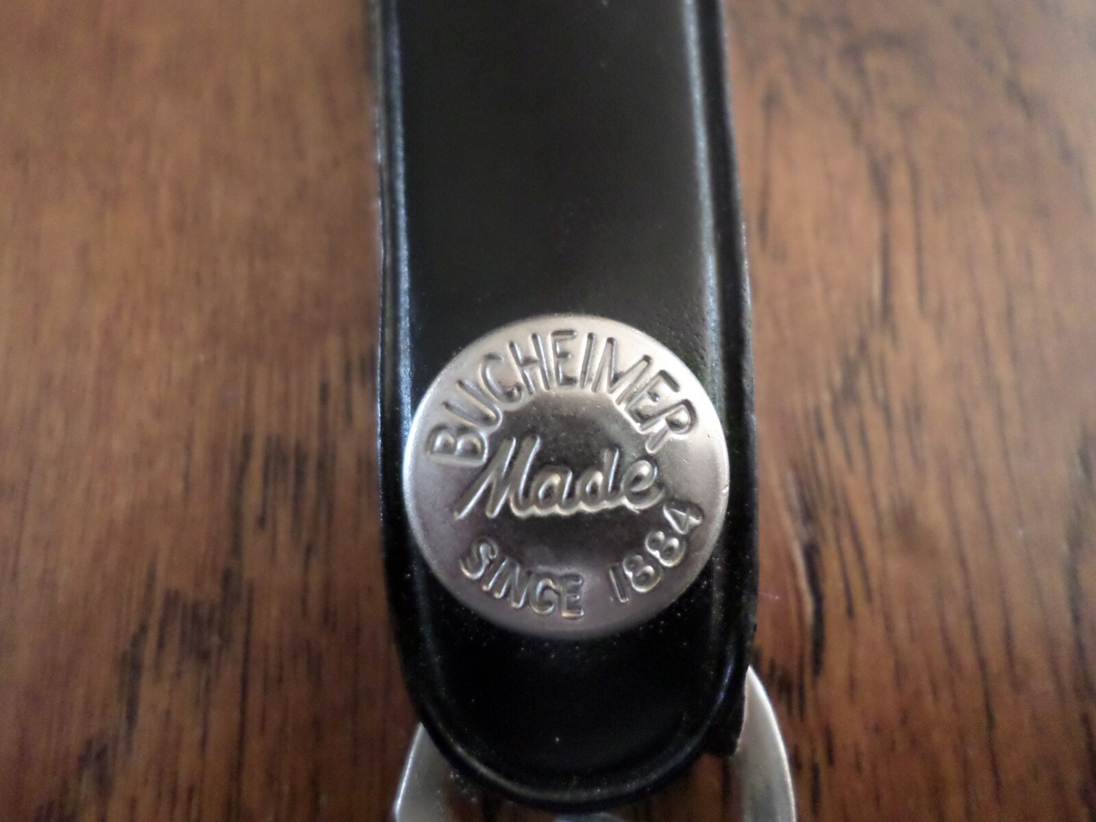 VINTAGE U.S NAVY BLACK LEATHER BELT KEEPER KEY CHAIN RING USA MADE BUCHEIMER