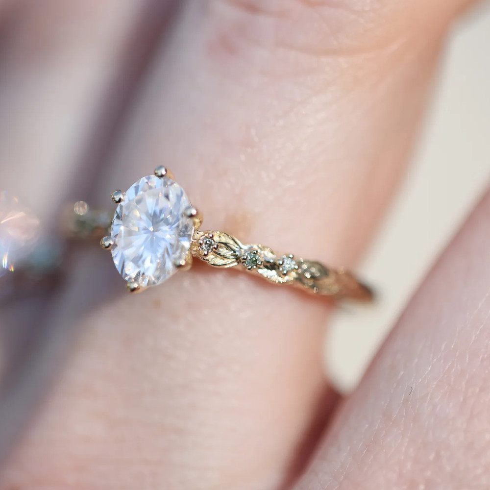 14K Yellow Gold Oval Cut Diamond Ring Semi Mount Setting 0.10 Carat Size 6 7 8