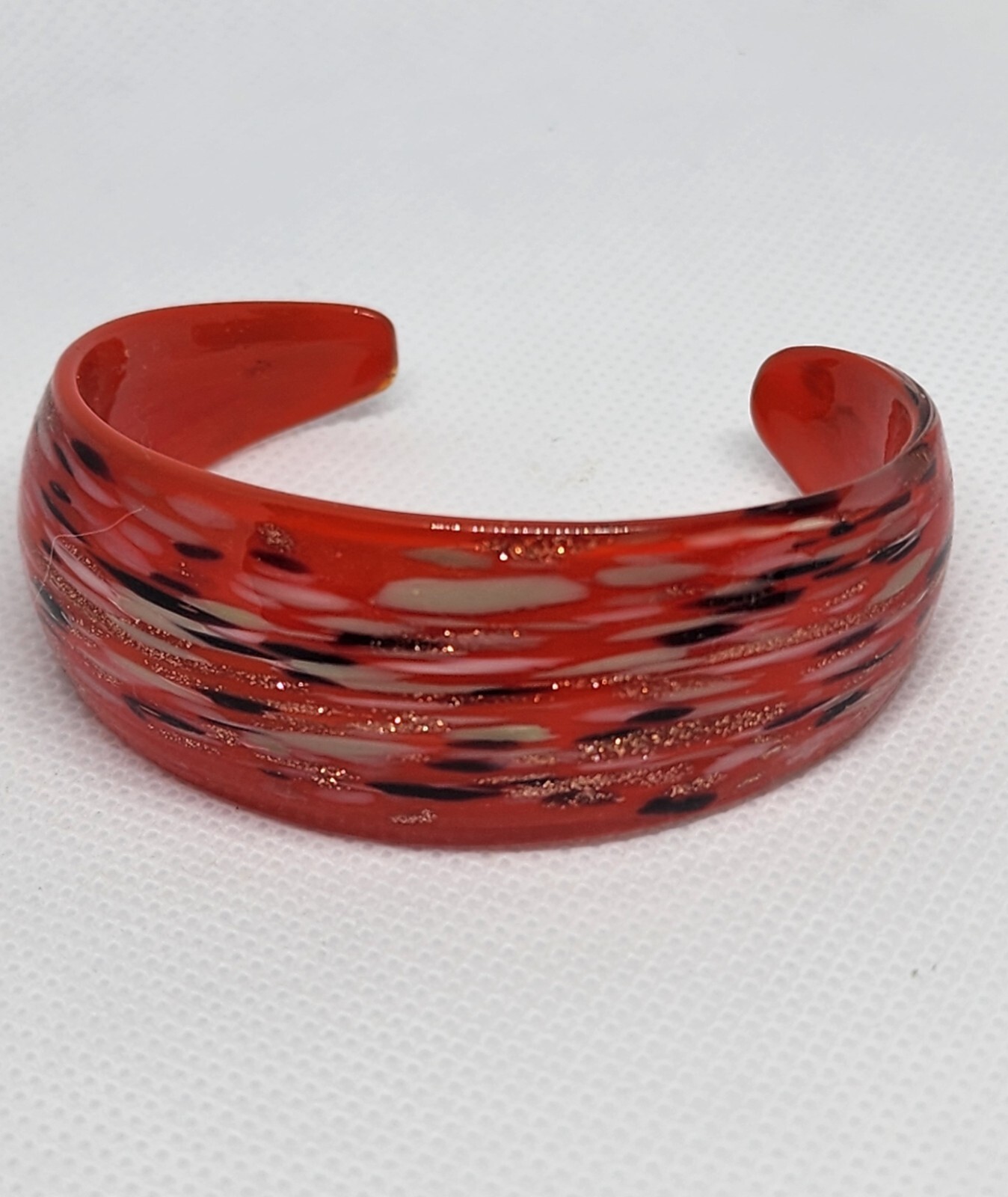 Red Black Beige Glass Cuff Bracelet with Gold Glitter Pre-Owned