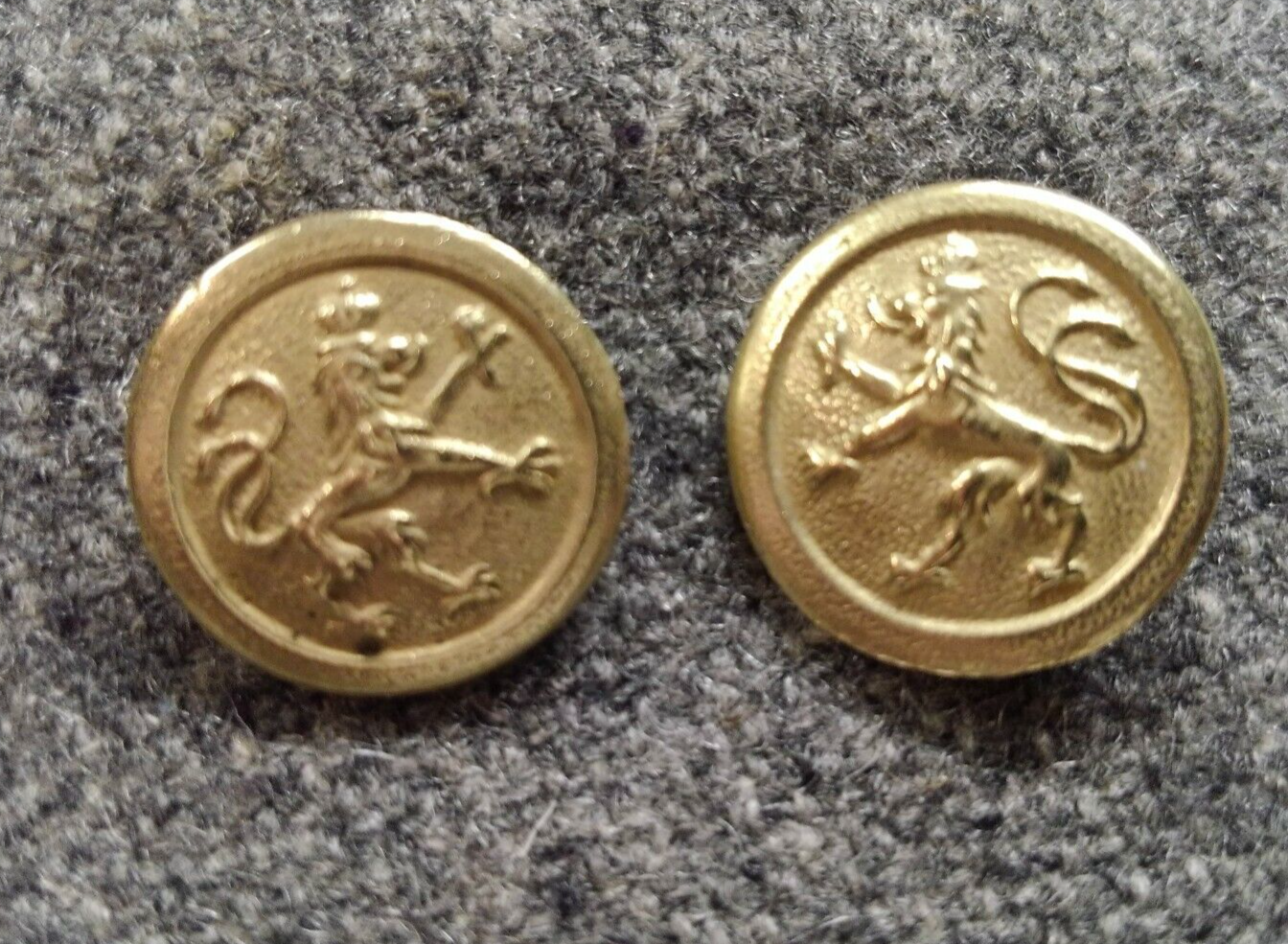 WWI German Bavarian Buttons brass finish, unpainted 18MM Lion buttons 1 pair