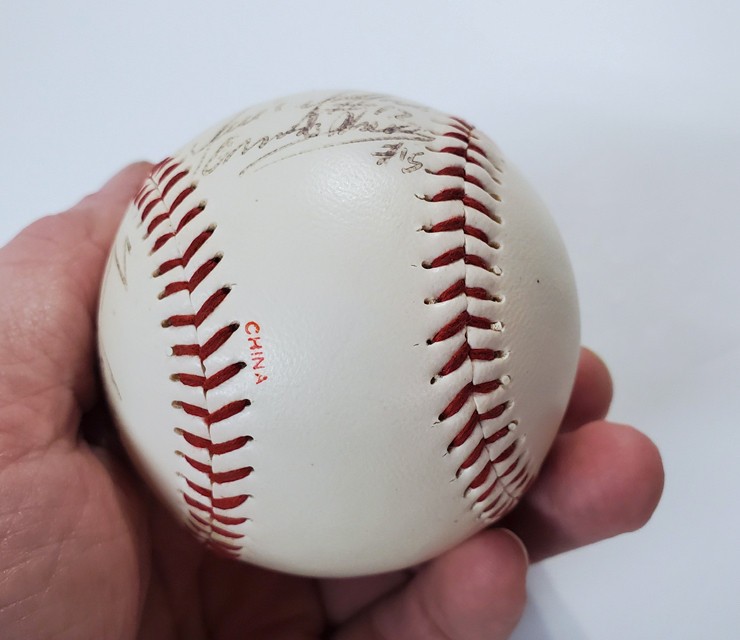 Vintage 1991 Autographed Baseball GREENSBORO HORNETS Mariano Rivera & 8 Others