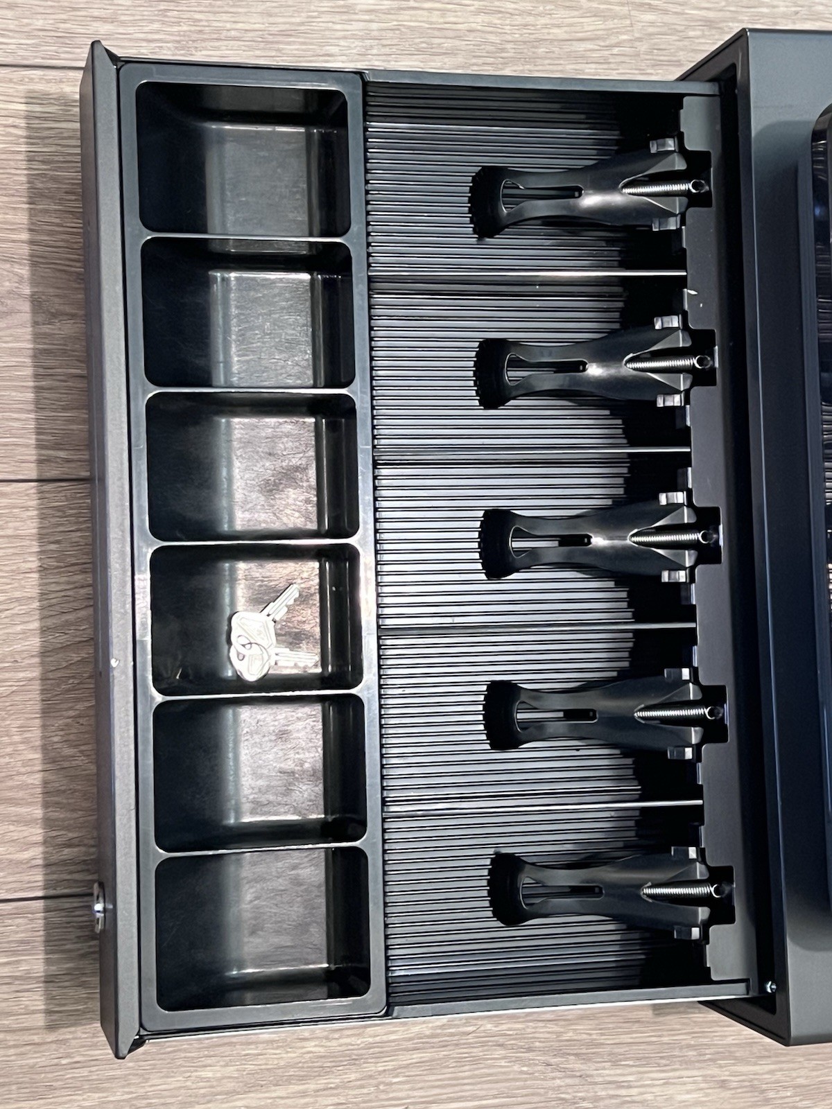 Sharp XE-A407 Cash Register Dual Thermal Printer with Keys, Cash Drawer & Manual