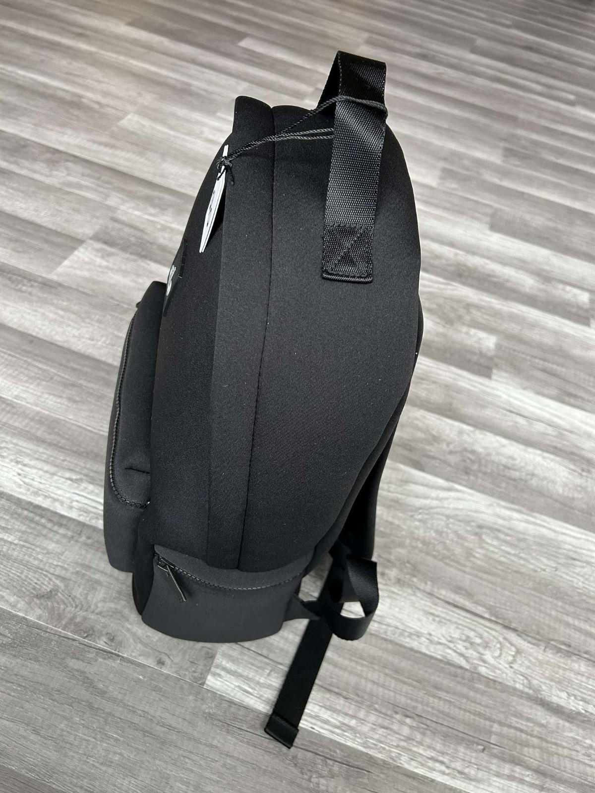 Alo Yoga Stow Backpack Black Neoprene with Detachable Pouch 17.6L