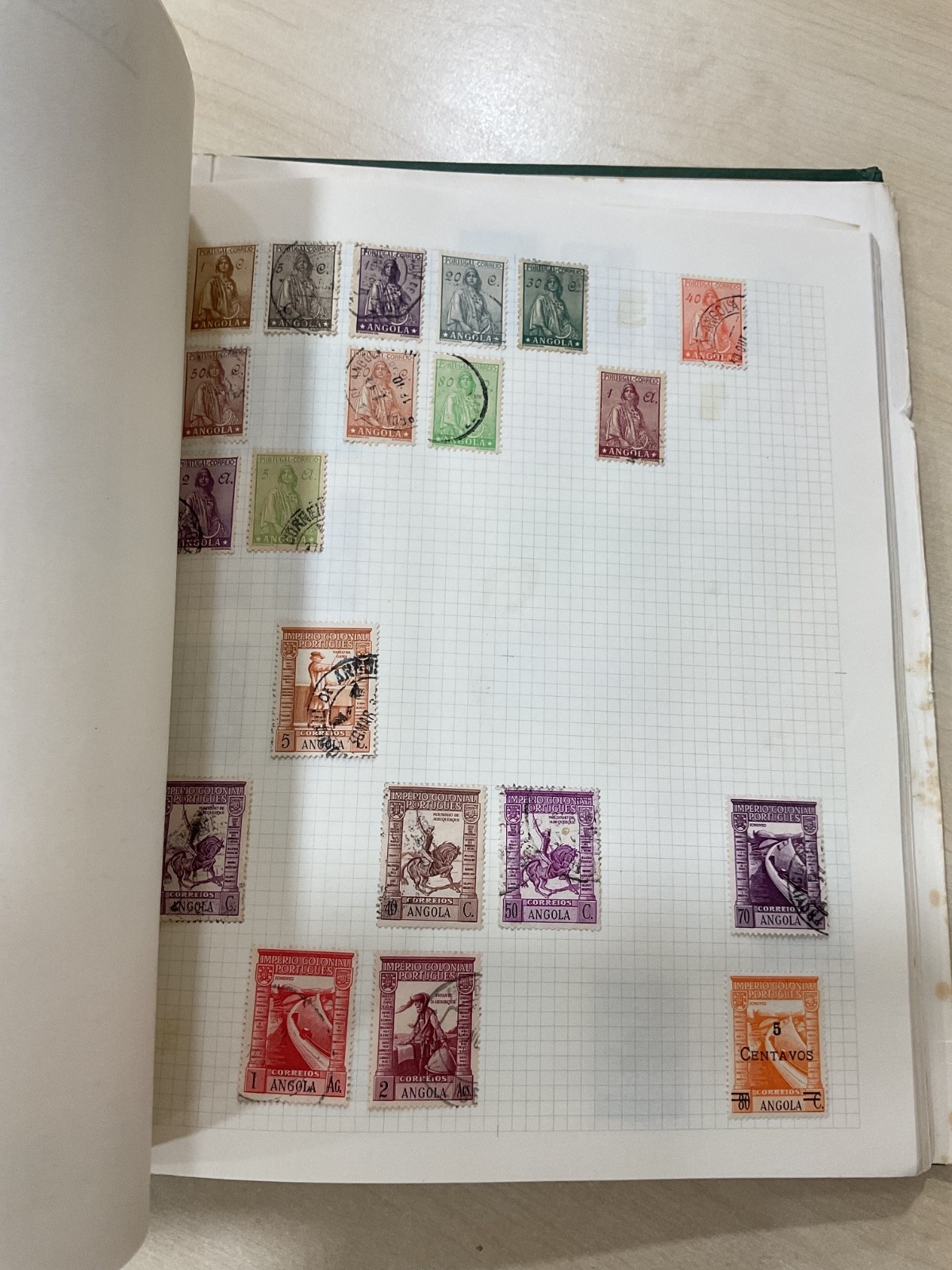 Portugal + colonies stamps. 1870 - 1979. Mint/used. Album G/101