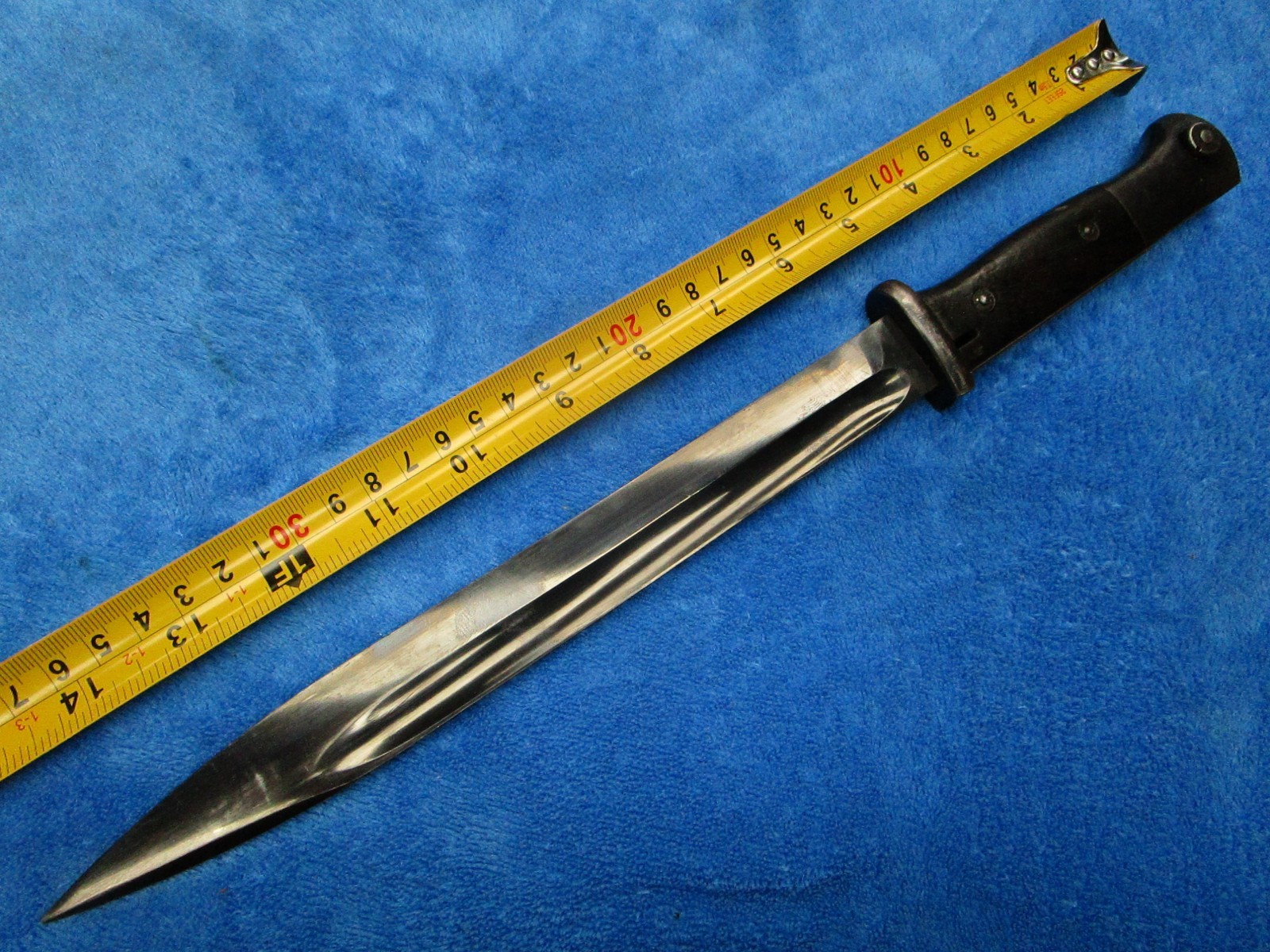 ORIGINAL WW2 PORTUGESE 2ND GERMAN CONTRACT K98 COMBAT BAYONET EXCELLENT