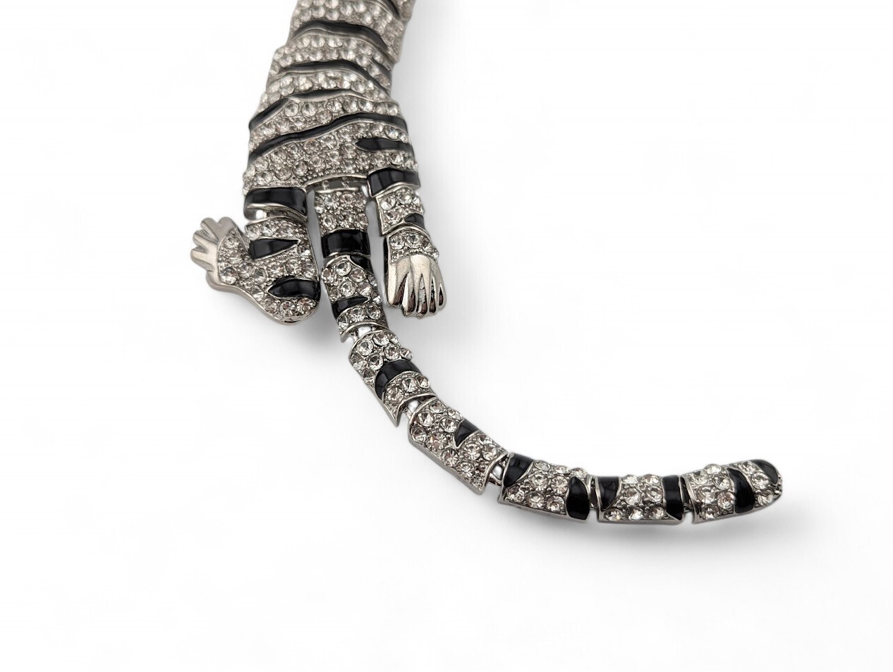 HUGE DRAPING WHITE TIGER SHOULDER BROOCH crystal enamel silvertone panther 7Z