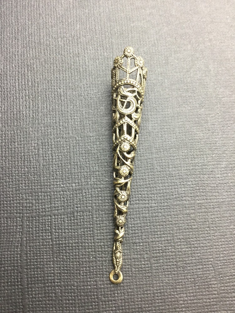 13153 Brass Oxidized Large Tussie Mussie Victorian Holder