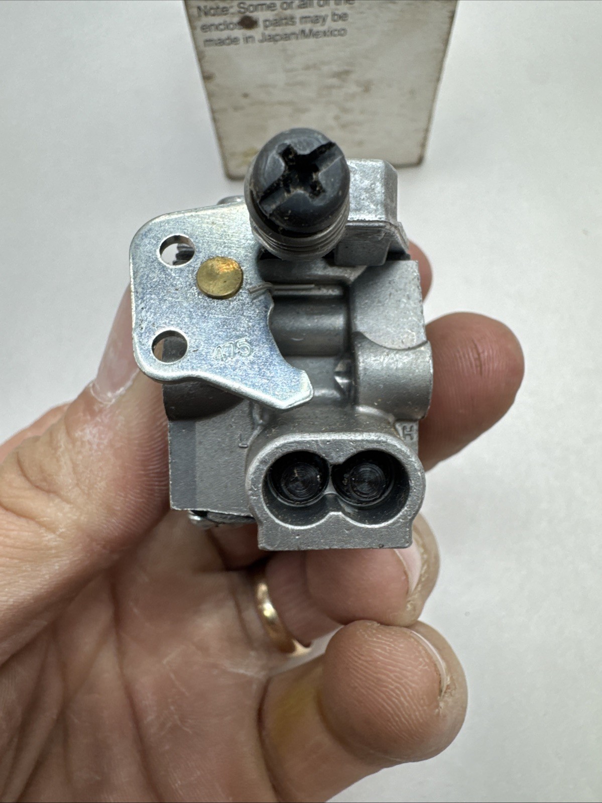 NEW OEM Poulan LT Trimmer Carburetor 530-035568 WALBRO WT-639-1