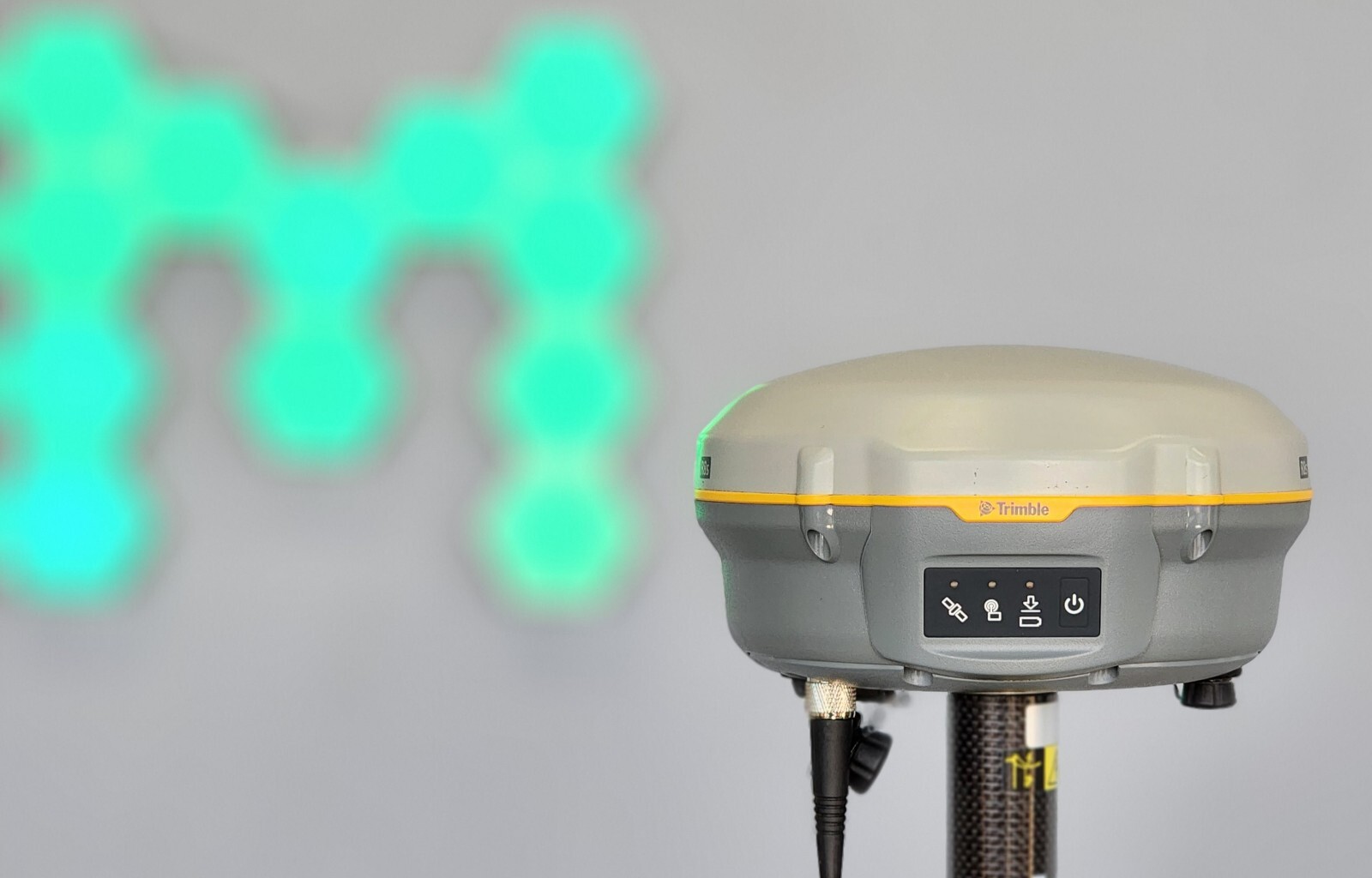 Trimble R8S GPS GNSS BeiDou Galileo Base Rover Receiver w/ TSC3 Access