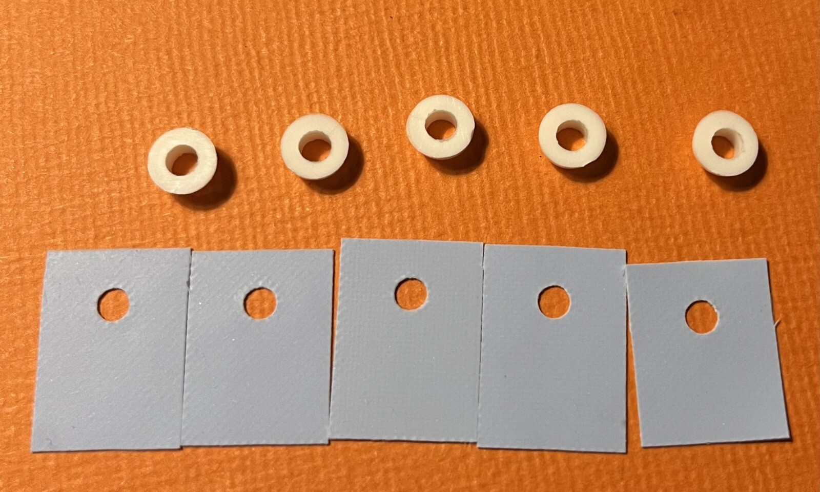 Qty 5 Silicone TO-220 Heat Sink Insulator - CB Transistor Heat Transfer