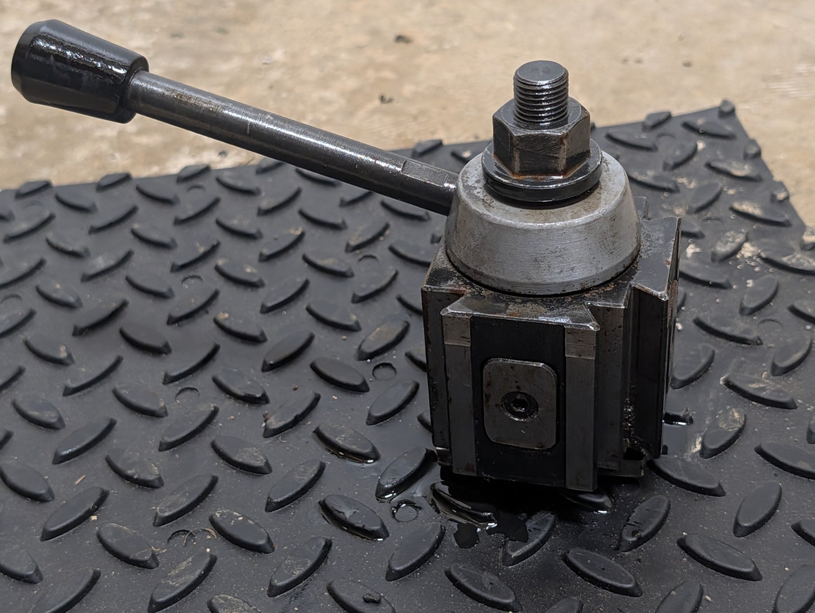 Genuine Shars 6 - 12" CNC AXA Piston Quick Change Tool Post 250-100