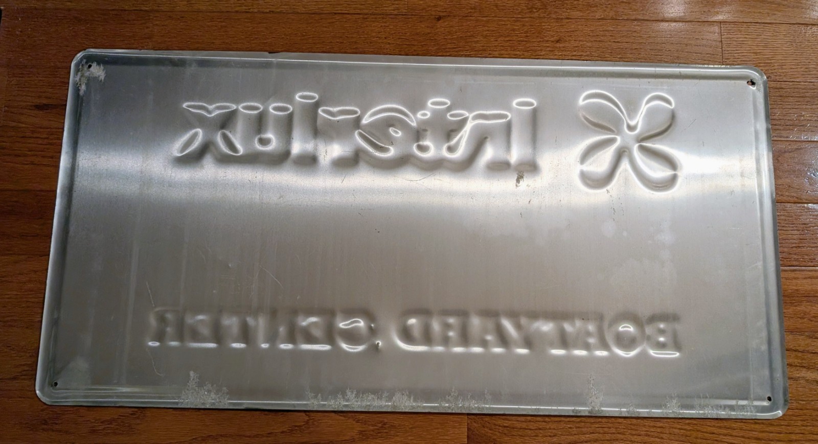 Interlux Boatyard Center Aluminum Sign 18 X 36"