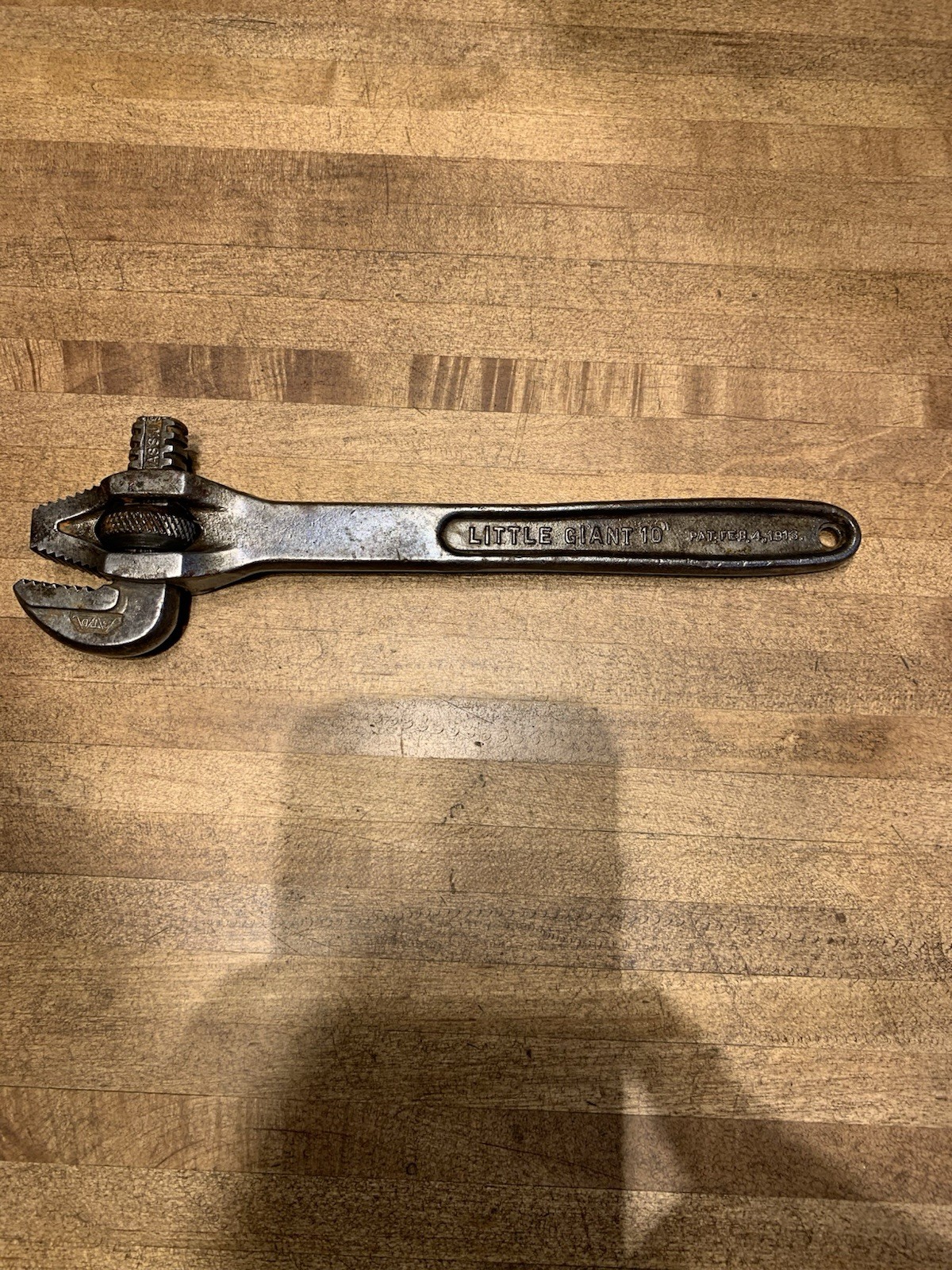Vintage Greenfield Little Giant 10" Adjustable Off-Set Pipe Wrench 1913