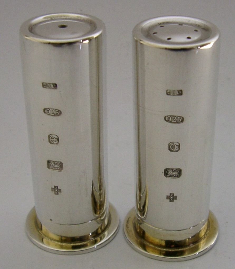 BOXED STERLING SILVER SHOOTING GUN CARTRIDGE SALT PEPPER POTS 2000 CRUET ENGLISH
