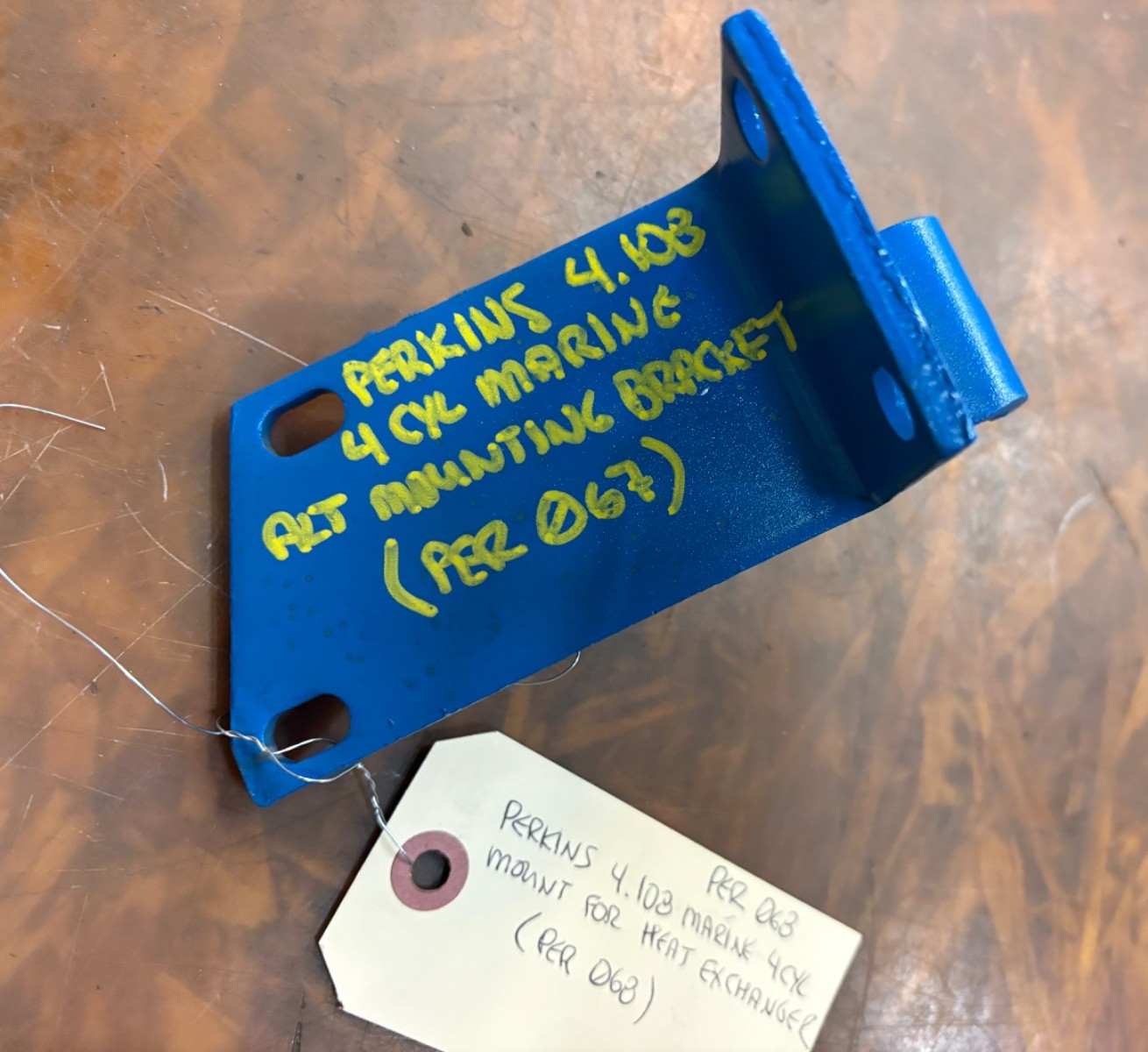 PERKINS 4.108 4CYL ALTERNATOR MOUNTING BRACKET. GOOD CONDITION