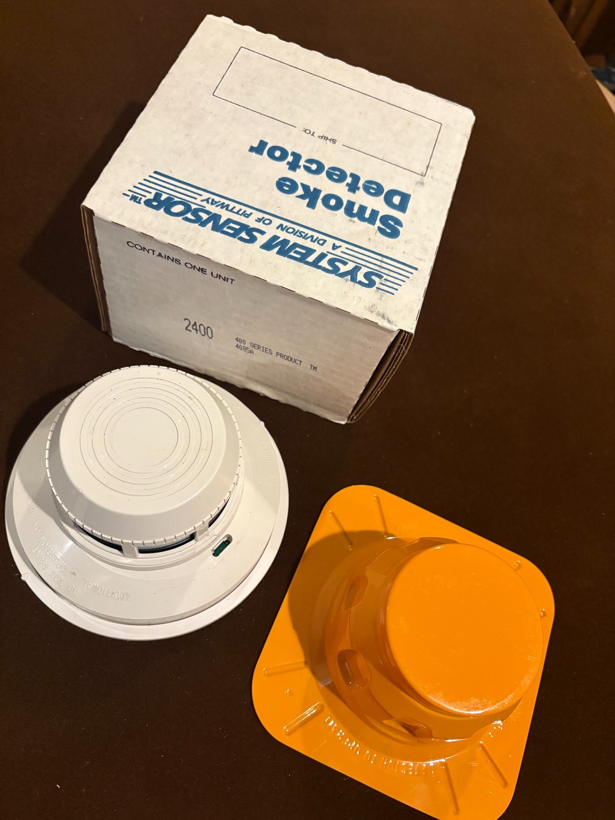 System Sensor 2400  2-Wire Smoke Detector