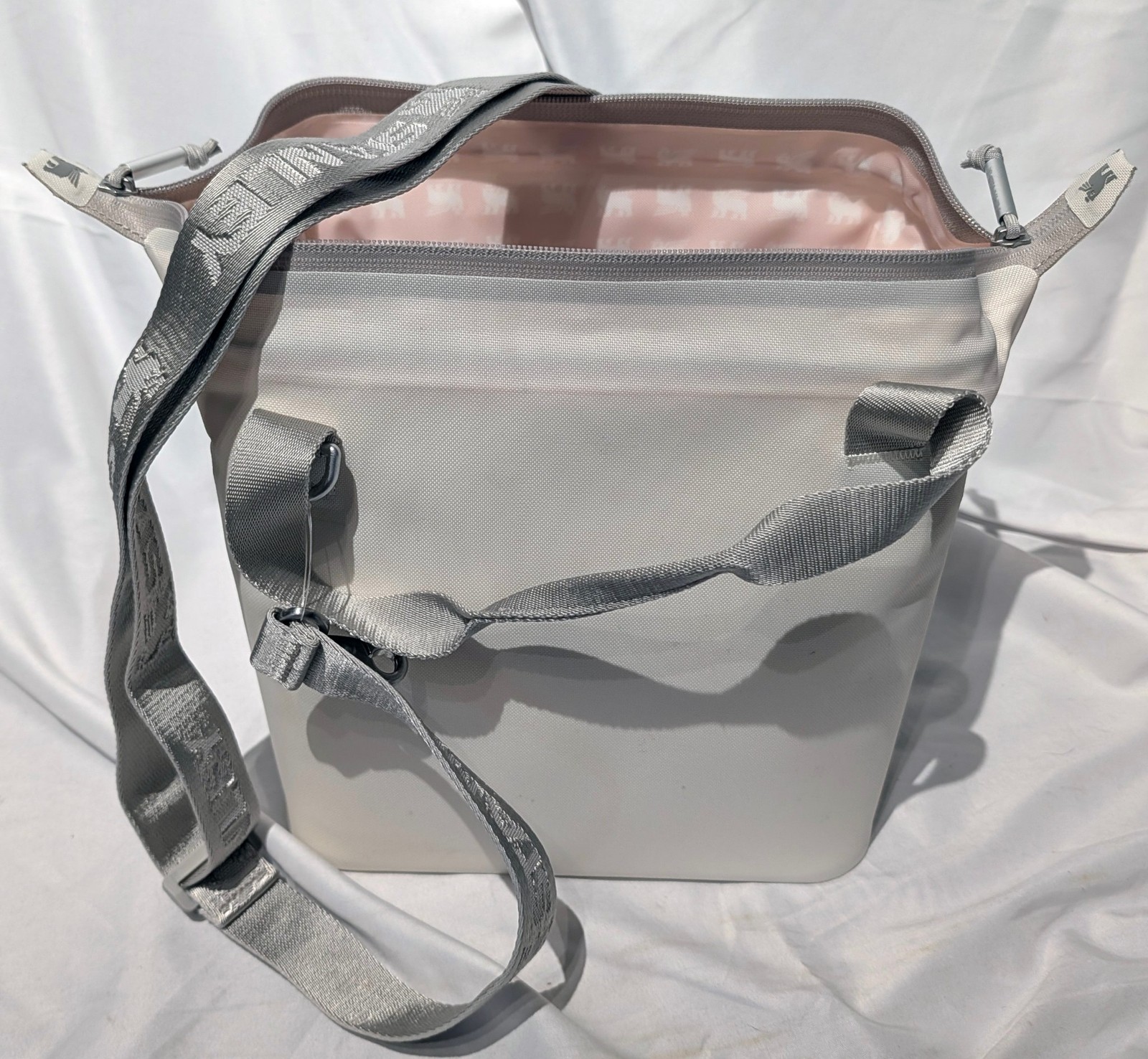 Stanley The All Day Julienne Mini Cooler Cream Insulated Travel Bag 7.4QT - NEW